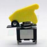 LLAVE AVION 1 PUNTO CON TAPA AMARILLA 12V - Imagen 2