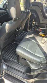 ALFOMBRA TERMOFORMADA TOYOTA SW4 / INNOVA 2016-2026 MODELO LUXURY - Imagen 4